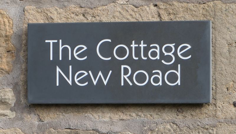 File:The Cottage (New Road) 2.JPG