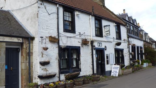 Lomond Tavern - Falkland Historic Buildings
